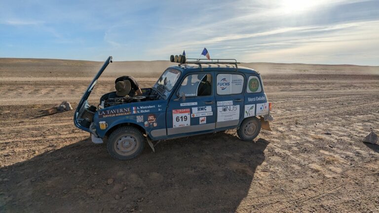 4L Trophy sponsorisé par La Taverne